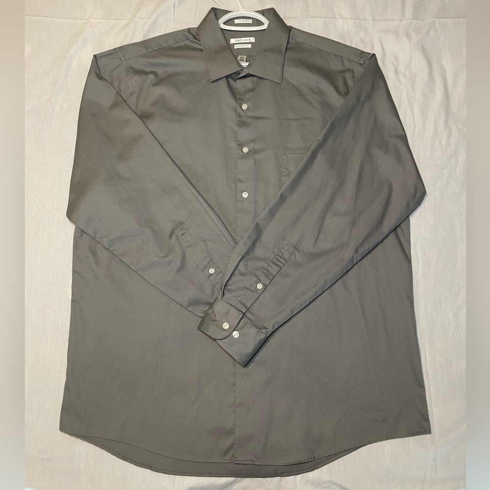 Mens Van Heusen Grey Dress Shirt